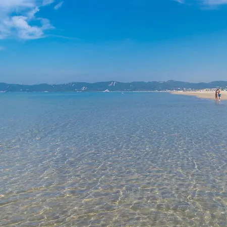 Lalez Bay *