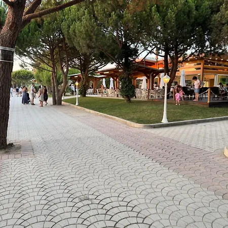 Lalez Bay Durres